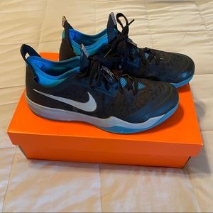 Men’s Nike Zoom Crusader Size 9.5